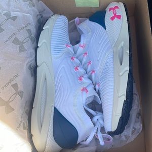 Under Armour Hovr Knit running shoes/lifestyle sneakers